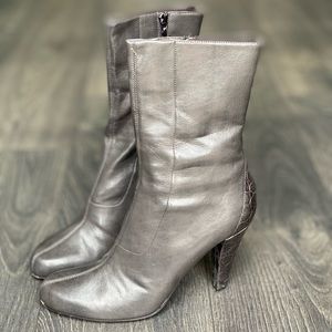 Donald J Pliner Gray Bootie Size 10